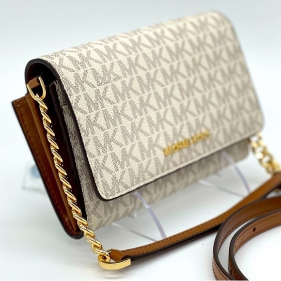 Michael Kors MD MF Phone Xbody Bag Vanilla - Picture 13 of 14